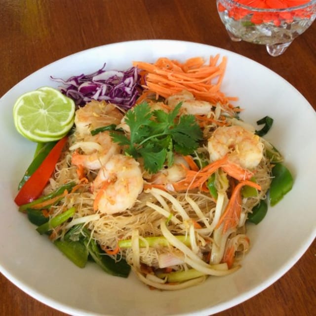 Pad Mee Goong.